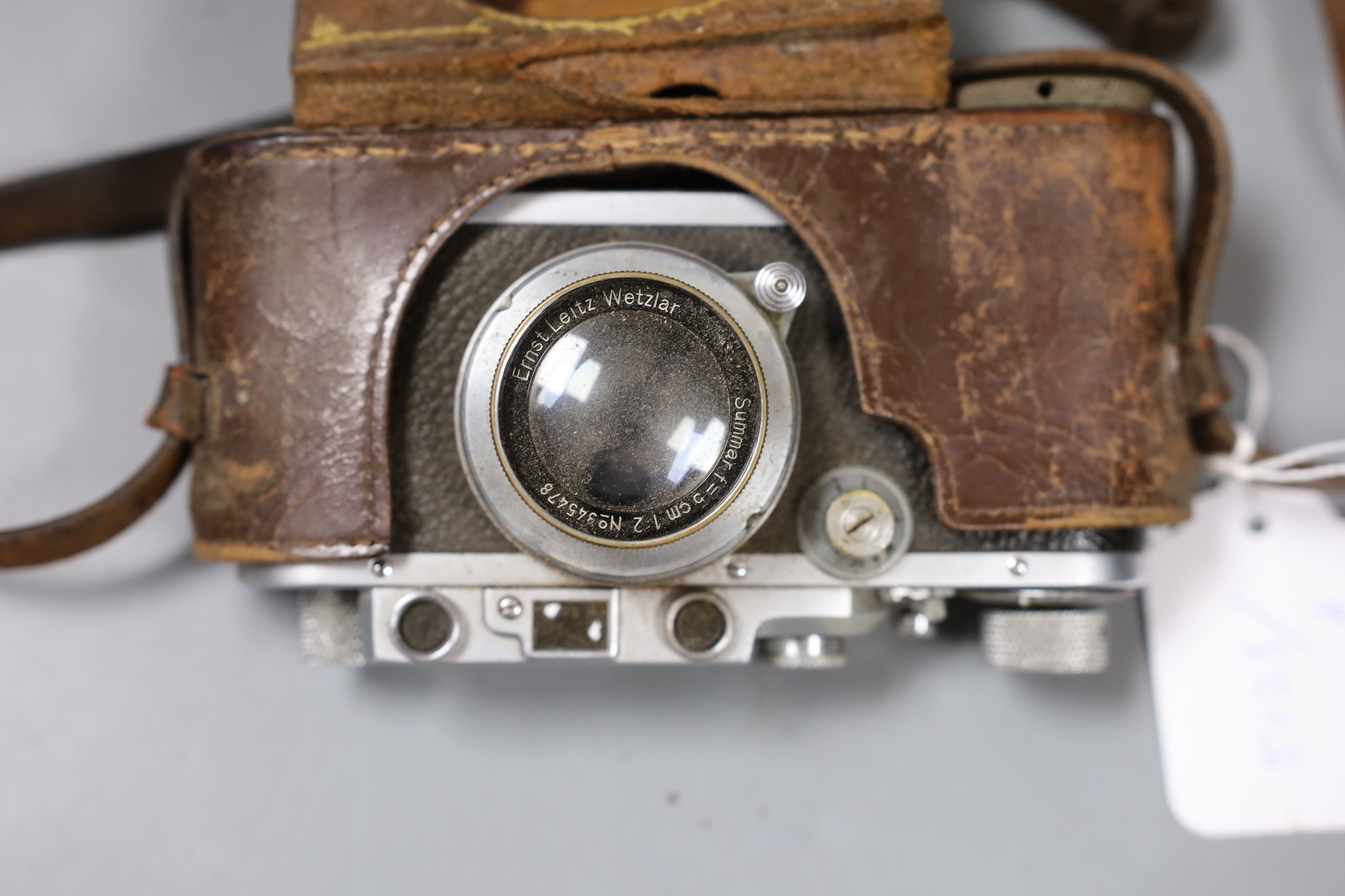 A cased Leica IIIf Black Dial D.R.P, Ernst Leitz, Wetzler - no.231046